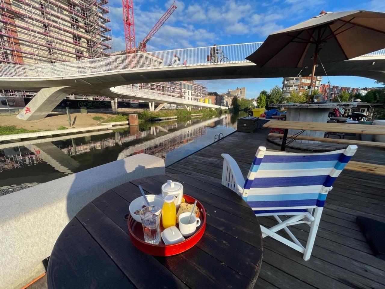 Boat & Breakfast Bellevue Hotel เกนต์ ภายนอก รูปภาพ