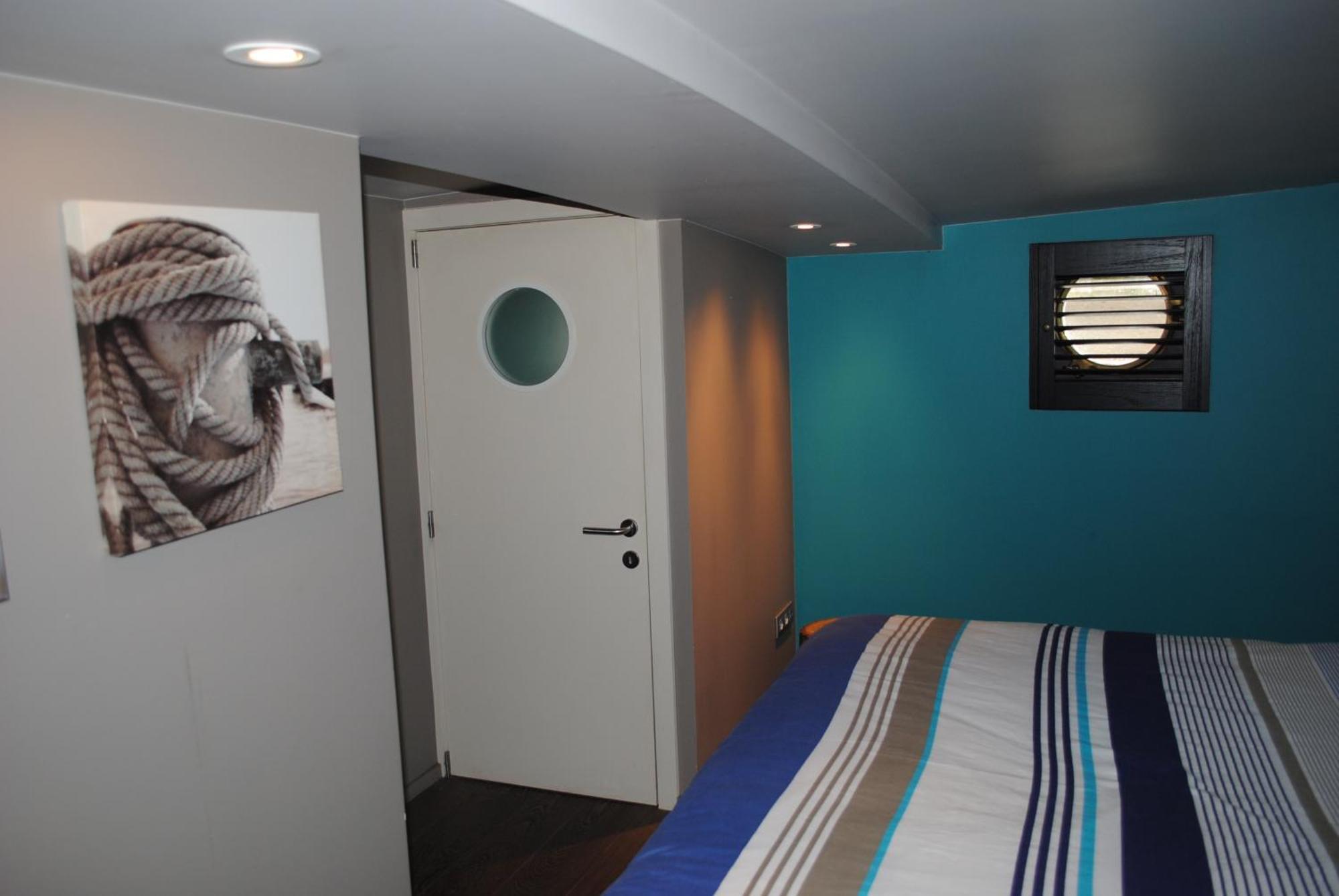 Boat & Breakfast Bellevue Hotel เกนต์ ภายนอก รูปภาพ