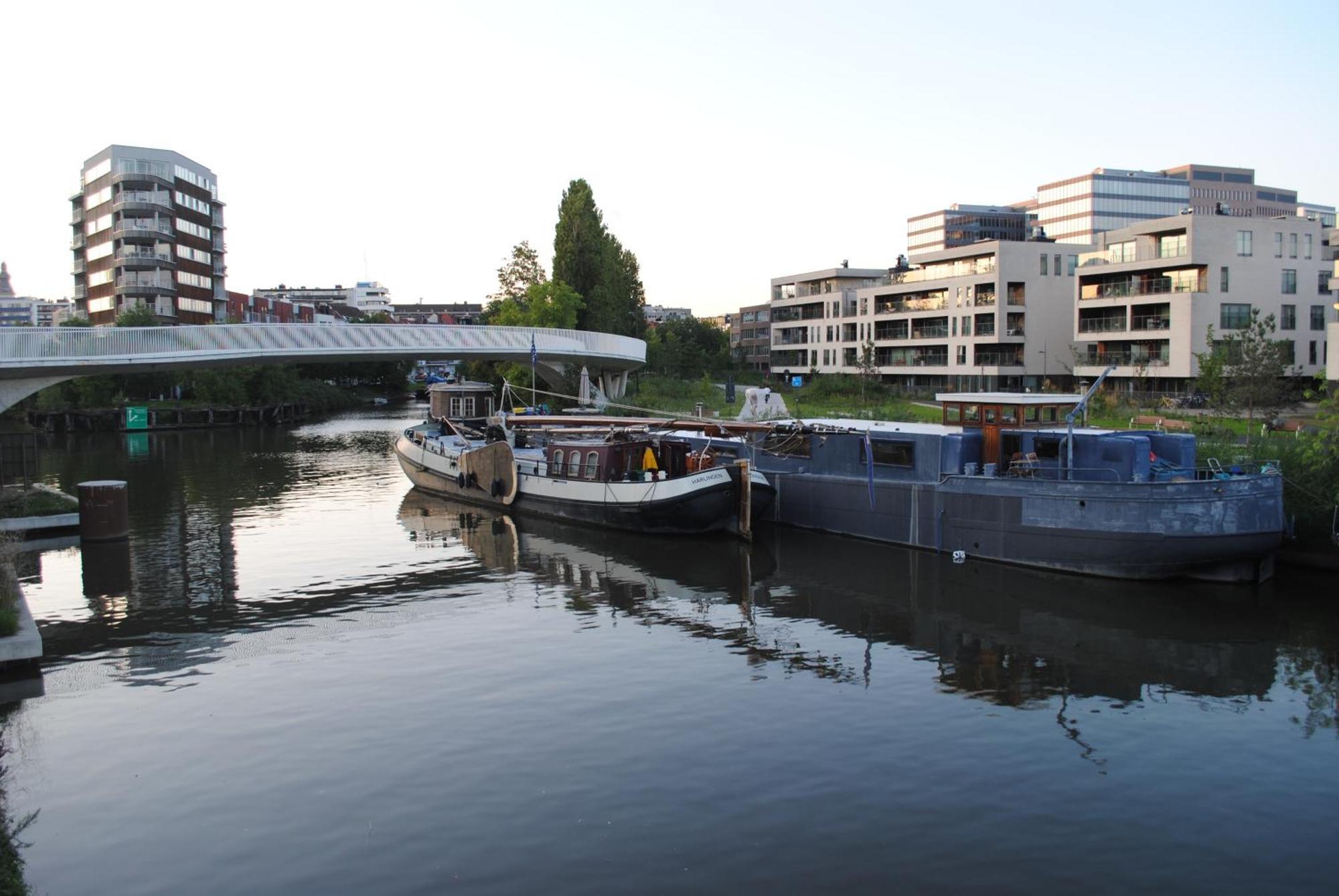 Boat & Breakfast Bellevue Hotel เกนต์ ภายนอก รูปภาพ